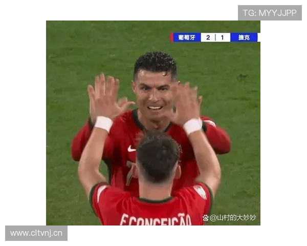 C罗57分钟被换难掩情绪明显